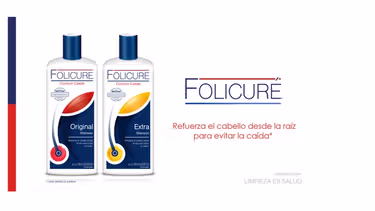 Shampoo Folicuré Original y Shampoo Folicuré Extra con el logo de Folicuré de lado derecho y el claim "Refuerza el cabello desde la raíz para evitar la caída*"